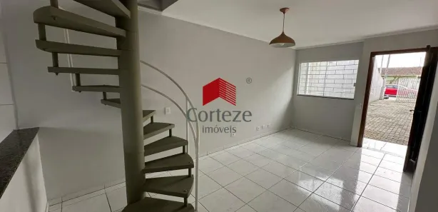 Casa com 2 Quartos para alugar, 90m² no Cruzeiro, São José dos Pinhais