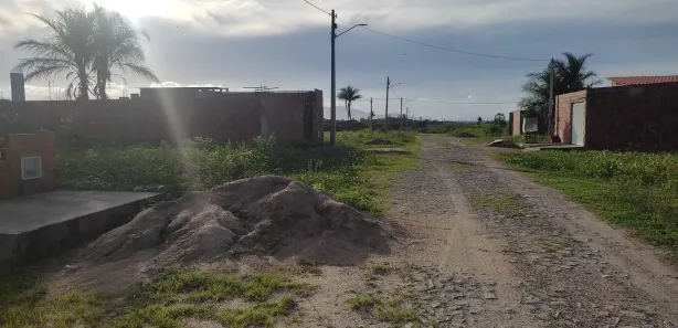 Terreno / Lote / Condomínio com 1 Quarto para venda ou aluguel, 150m² no Jardim Bandeirantes, Maracanaú