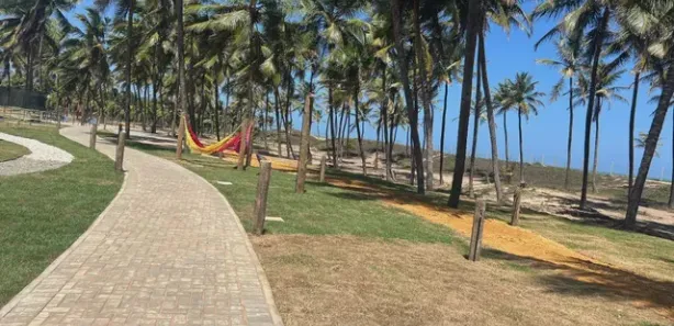 Terreno / Lote / Condomínio à venda, 294m² no Zona de Expansao Olhos D Agua, 
