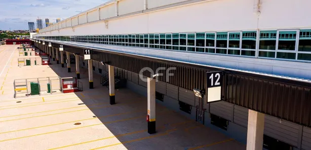 Galpão / Depósito / Armazém para alugar, 2022m² no Padroeira, Osasco
