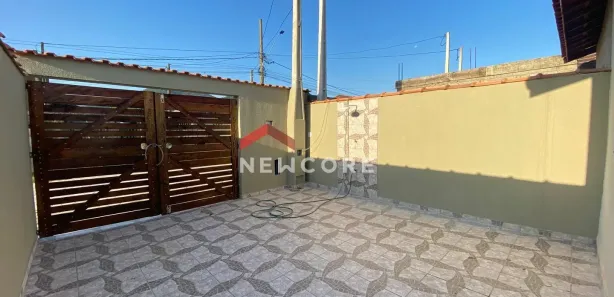 Casa com 2 Quartos à venda, 61m² no Vila Vera Cruz, Mongaguá