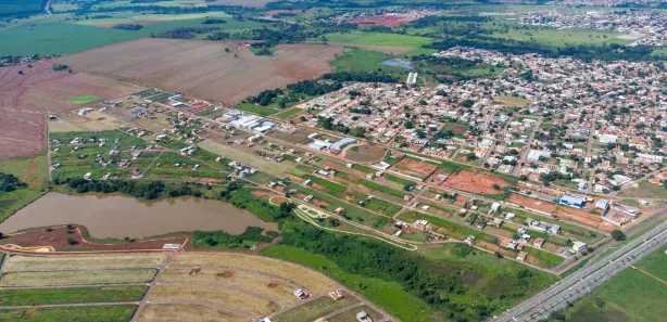 Terreno / Lote / Condomínio à venda, 240m² no Residencial Maria Monteiro, Trindade