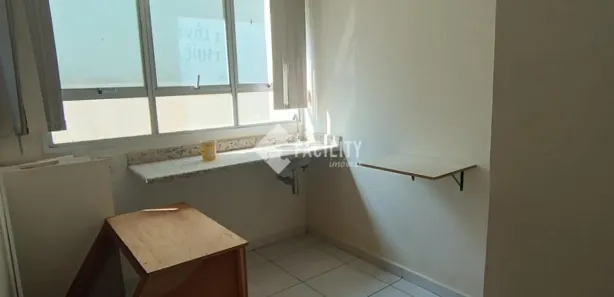 Conjunto Comercial / Sala com 2 Quartos para alugar, 56m² no Centro, Anhembi