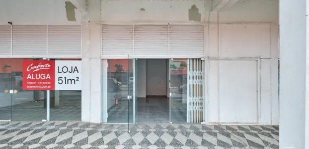 Loja / Salão / Ponto Comercial para alugar, 58m² no Bacacheri, Curitiba