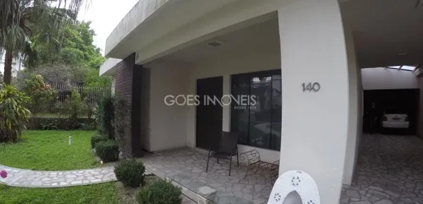 Casa com 3 Quartos para alugar, 208m² no Centro, Criciúma