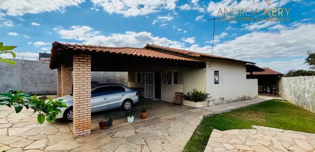 Casa de Condomínio com 4 Quartos à venda, 200m² no Região dos Lagos, Brasília