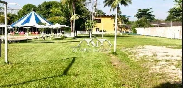 Fazenda / Sítio / Chácara com 4 Quartos à venda, 480m² no Chácaras Arcampo, Duque de Caxias