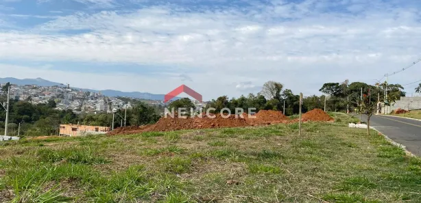 Terreno / Lote / Condomínio à venda, 189m² no Jardim América, Atibaia