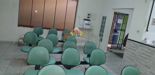 Loja / Salão / Ponto Comercial com 1 Quarto para venda ou aluguel, 226m² no Centro, Taubaté