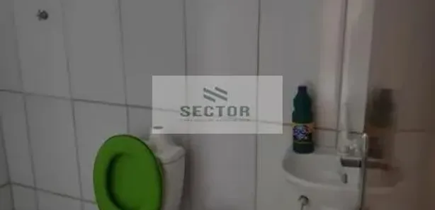 Galpão / Depósito / Armazém à venda, 950m² no Guaraituba, Colombo