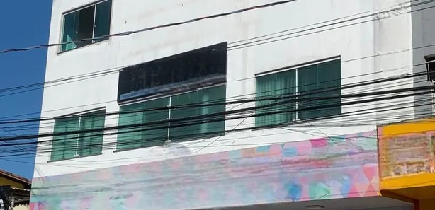 Conjunto Comercial / Sala para alugar, 179m² no Muquiçaba, Guarapari