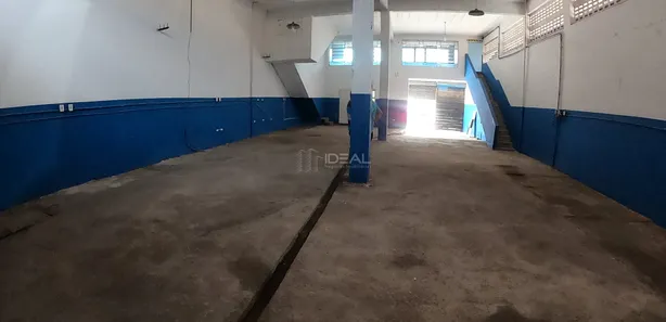 Galpão / Depósito / Armazém à venda, 260m² no Parque Caju, Campos dos Goytacazes