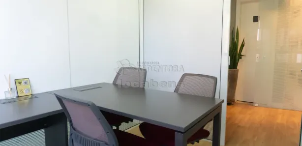 Conjunto Comercial / Sala para alugar, 240m² no Vila São José, São José do Rio Preto