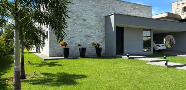 Casa de Condomínio com 4 Quartos à venda, 232m² no Setor Central, Hidrolândia