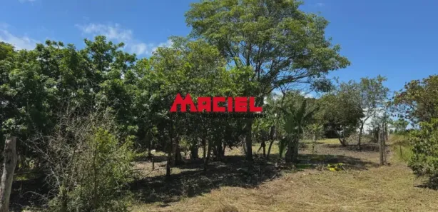 Fazenda / Sítio / Chácara com 3 Quartos à venda, 237m² no Chácara Marambaia, Caçapava