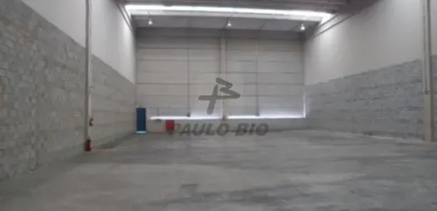 Galpão / Depósito / Armazém para alugar, 1025m² no Piraporinha, Diadema