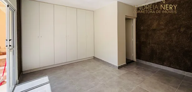 Casa de Condomínio com 2 Quartos para alugar, 250m² no Região dos Lagos, Brasília