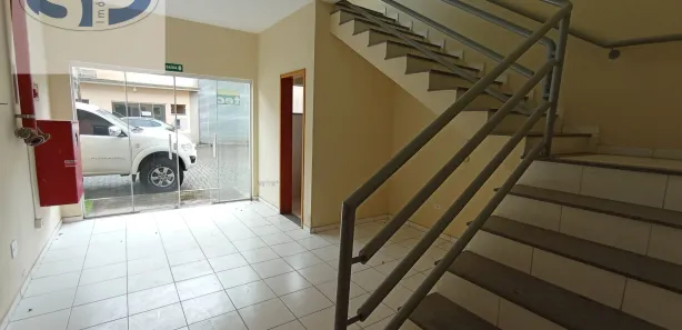 Galpão / Depósito / Armazém para alugar, 600m² no Jardim das Cerejeiras, Arujá