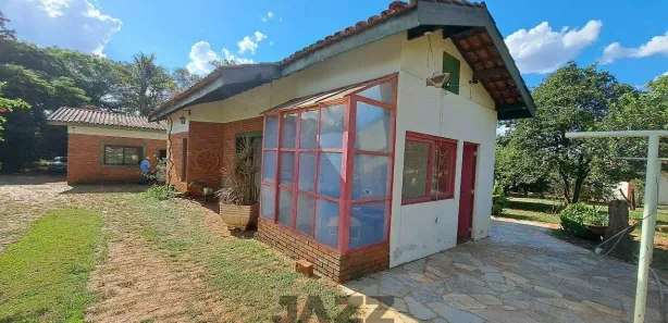 Fazenda / Sítio / Chácara com 3 Quartos para venda ou aluguel, 150m² no Nova Veneza, Paulínia