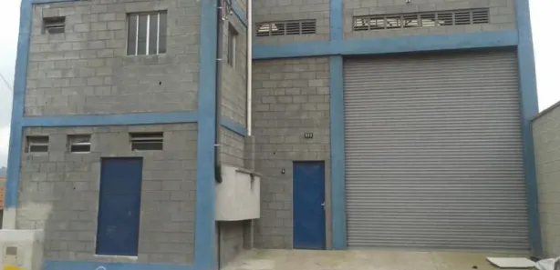 Loja / Salão / Ponto Comercial para alugar, 380m² no Parque São Pedro, Itaquaquecetuba