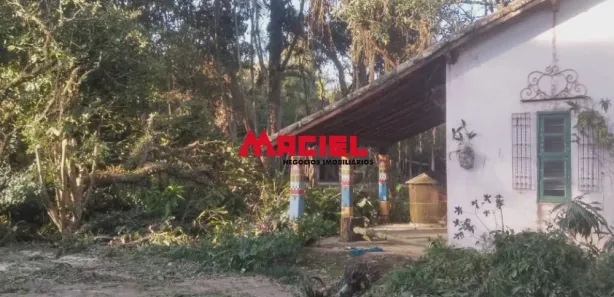 Fazenda / Sítio / Chácara com 2 Quartos à venda, 150m² no Chácara Marambaia, Caçapava