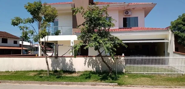 Sobrado com 3 Quartos à venda, 180m² no Do Ubatuba, São Francisco do Sul