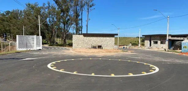 Terreno / Lote / Condomínio à venda, 250m² no Colinas do Castelo, Jaguariúna