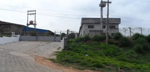 Galpão / Depósito / Armazém para alugar, 1800m² no Distrito Industrial, Araçariguama