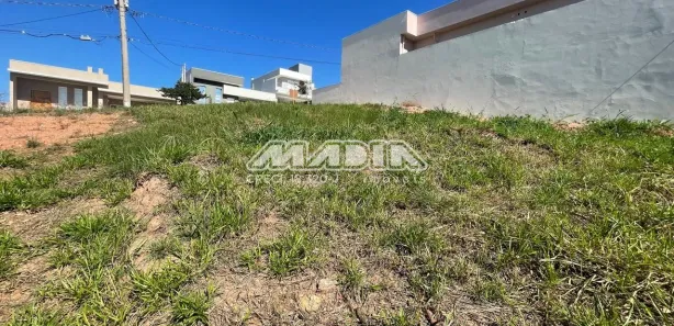 Terreno / Lote / Condomínio à venda, 300m² no Residencial Vivenda das Pitangueiras, Valinhos