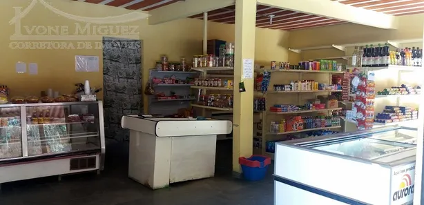 Loja / Salão / Ponto Comercial com 4 Quartos à venda, 300m² no Arcozelo, Paty do Alferes