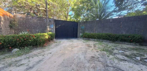 Fazenda / Sítio / Chácara com 5 Quartos para alugar, 540m² no Coaçu, Eusébio