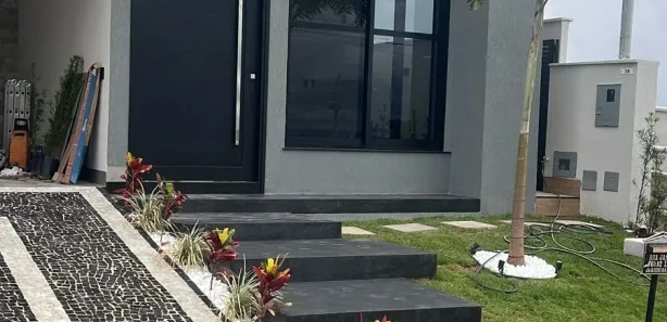 Casa de Condomínio com 4 Quartos à venda, 194m² no Jardins Nápoles, Senador Canedo