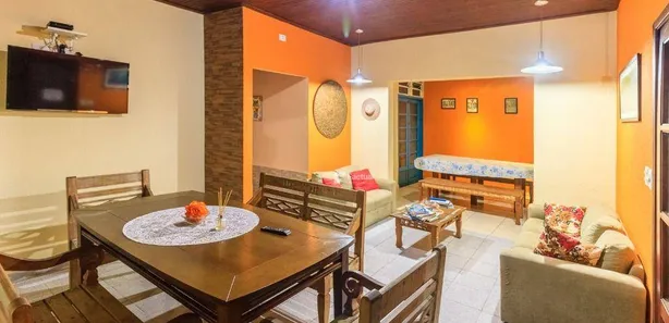 Hotel / Motel / Pousada com 21 Quartos à venda, 553m² no Enseada, Guarujá