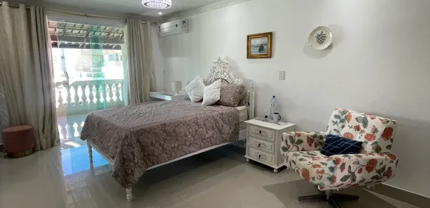 Sobrado com 4 Quartos à venda, 306m² no Buraquinho, Lauro de Freitas