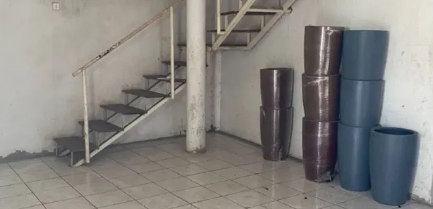 Loja / Salão / Ponto Comercial para alugar, 1000m² no Tomba, Feira de Santana