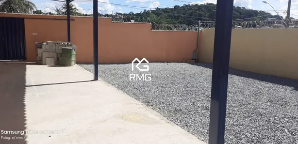 Galpão / Depósito / Armazém para venda ou aluguel, 254m² no Liberdade, Santa Luzia