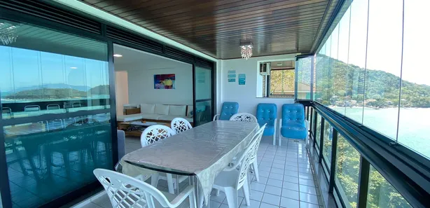 Apartamento com 3 Quartos para alugar, 132m² no Conceição de Jacareí, Mangaratiba