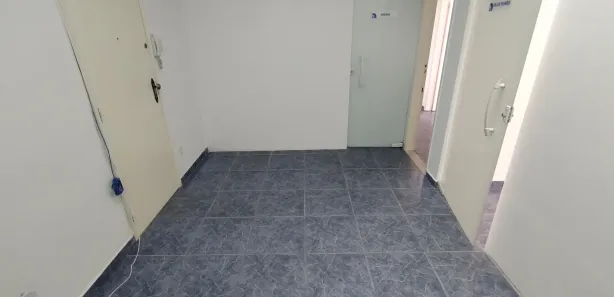 Conjunto Comercial / Sala para alugar, 130m² no Jardim Vinte e Cinco de Agosto, Duque de Caxias