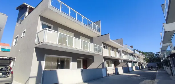 Casa de Condomínio com 3 Quartos para venda ou aluguel, 164m² no Chácara Mariléa, Rio das Ostras