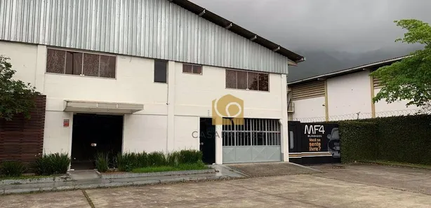 Galpão / Depósito / Armazém à venda, 1700m² no Jacarepaguá, Rio de Janeiro
