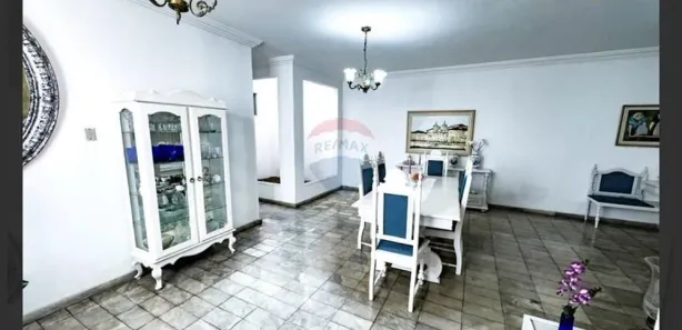 Casa com 4 Quartos à venda, 420m² no Pereira Lobo, Aracaju