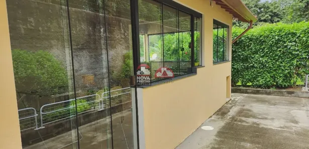 Fazenda / Sítio / Chácara com 3 Quartos à venda, 219m² no Vila Velha, Caçapava