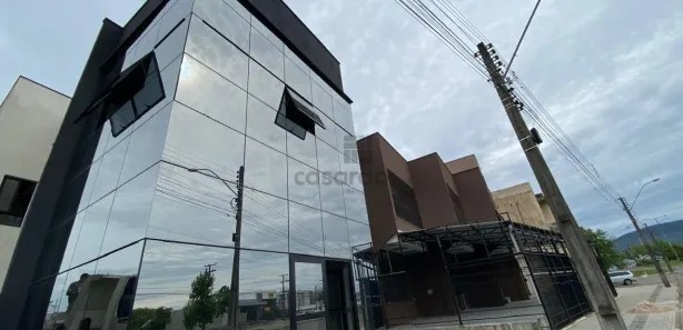 Loja / Salão / Ponto Comercial à venda, 20m² no Camobi, Santa Maria
