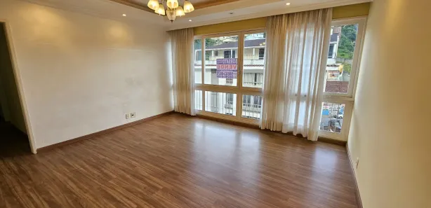 Apartamento com 3 Quartos à venda, 95m² no Valparaíso, Petrópolis