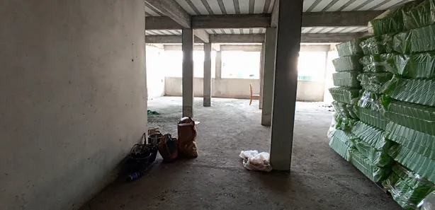 Galpão / Depósito / Armazém à venda, 150m² no BNH, Mesquita