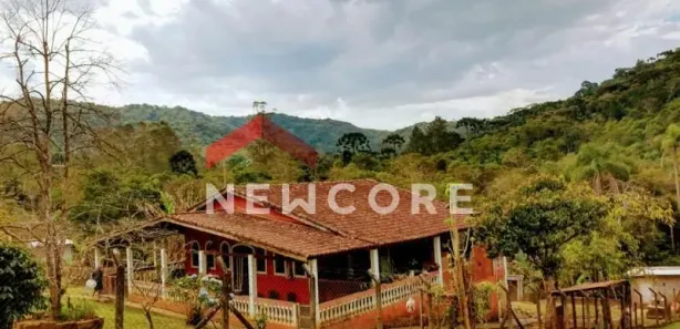 Fazenda / Sítio / Chácara à venda, 1000m² no Centro, São Lourenço da Serra
