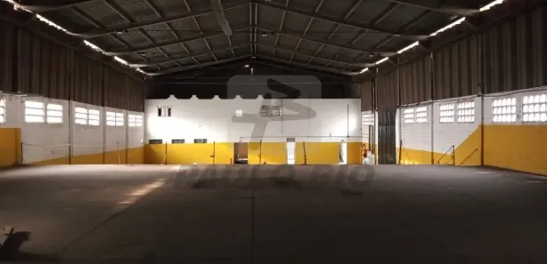 Galpão / Depósito / Armazém para venda ou aluguel, 1415m² no Vila Virgínia, Itaquaquecetuba