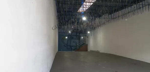 Galpão / Depósito / Armazém para alugar, 300m² no km 18, Osasco