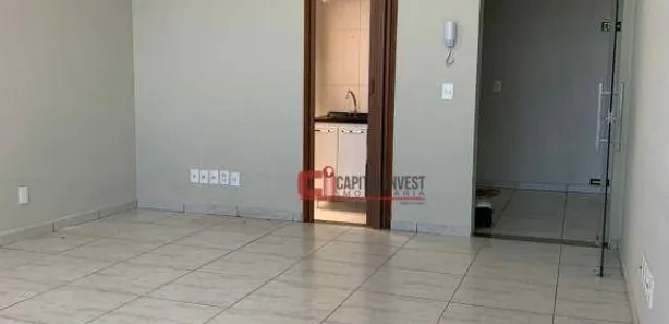 Conjunto Comercial / Sala para alugar, 40m² no Centro, Jaguariúna