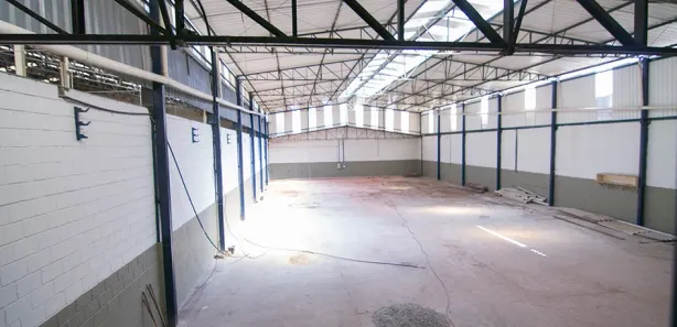 Galpão / Depósito / Armazém à venda, 1200m² no Distrito Industrial Jardim Piemont Norte, Betim